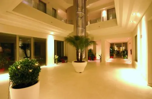 Home 15 Residence Hotel Catania 3*,