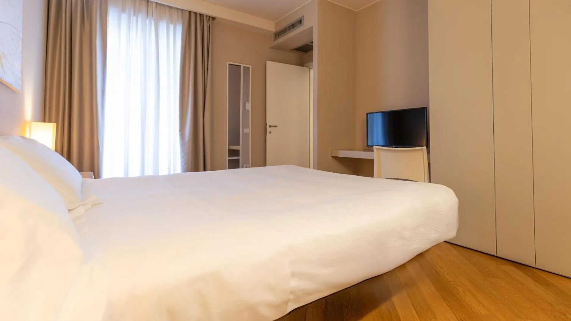 ***  Home 15 Residence Hotel Catania Italy